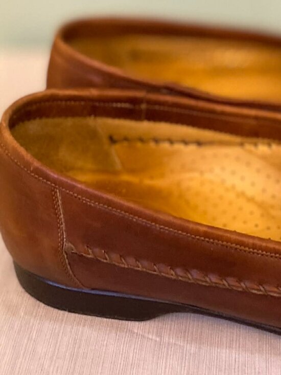 Santoni Brown Leather Tassel Loafers Men\'s 11 D Italy Brogue Moc Toe Dress Shoes